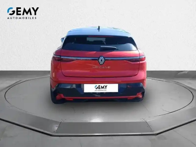 Renault Megane e-tech ev60 220 ch optimum charge — photo 5