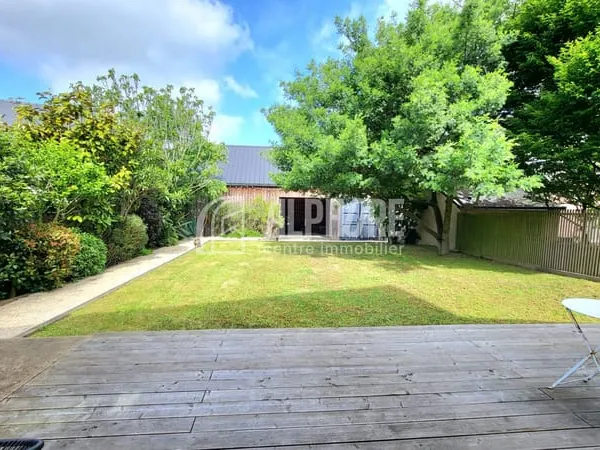 Maison Saint Nazaire 8 pièce(s) 208 m2