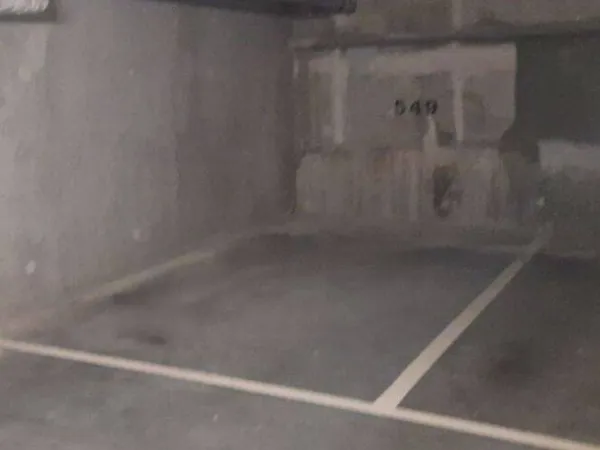 Parking 14 m²