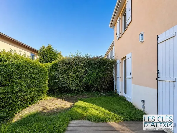 À LOUER - Maison T5 VIDE avec garage et jardin - Échalas