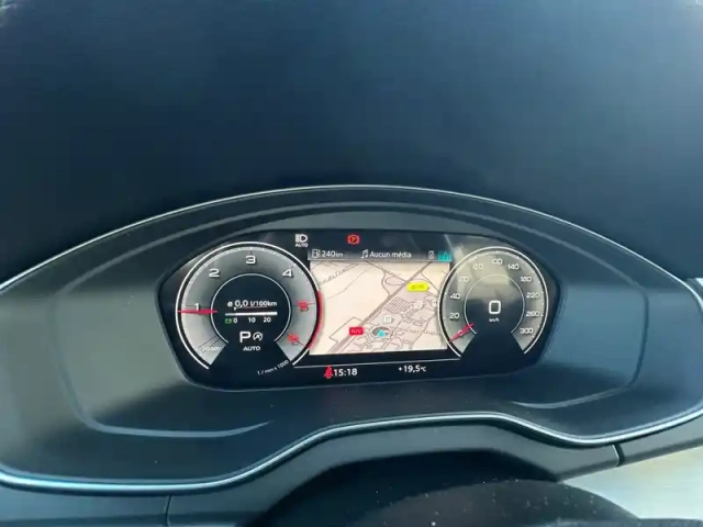 Audi Q5 35 tdi 163 s tronic 7 — photo 30