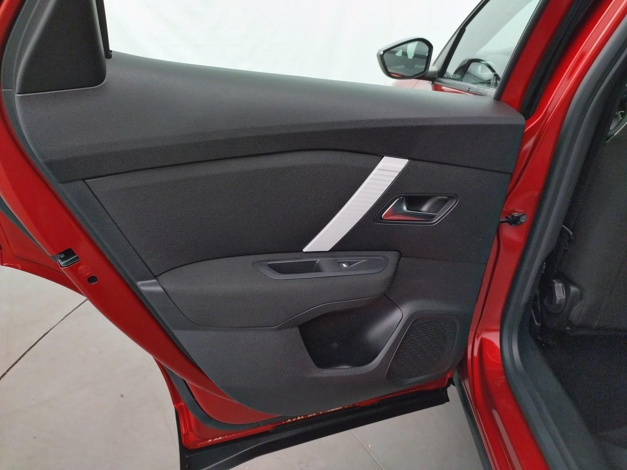 Citroën C4 puretech 100 s&s bvm6 live — photo 24
