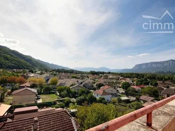 VILLARD-BONNOT - APPARTEMENT T3 + GARAGE + TERRASSE 25M²