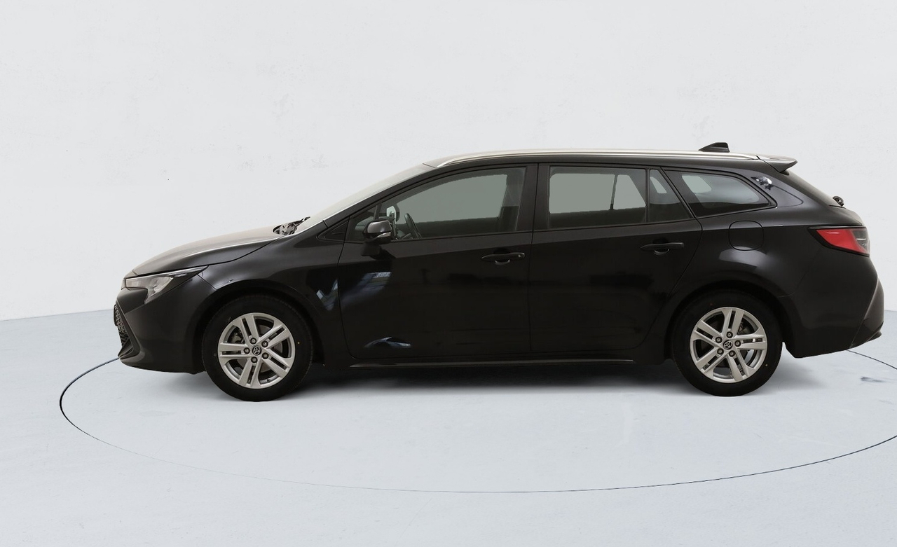 Toyota Corolla Touring Sports — photo 2