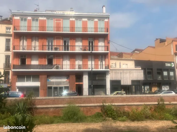 Bureaux face castillet