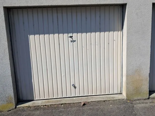Location box ou garage Auneau