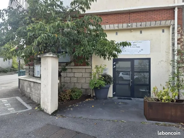 Local d'activité 115 m²