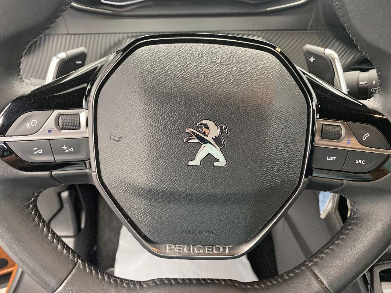 Peugeot 2008 puretech 130 s&s eat8 style — photo 17