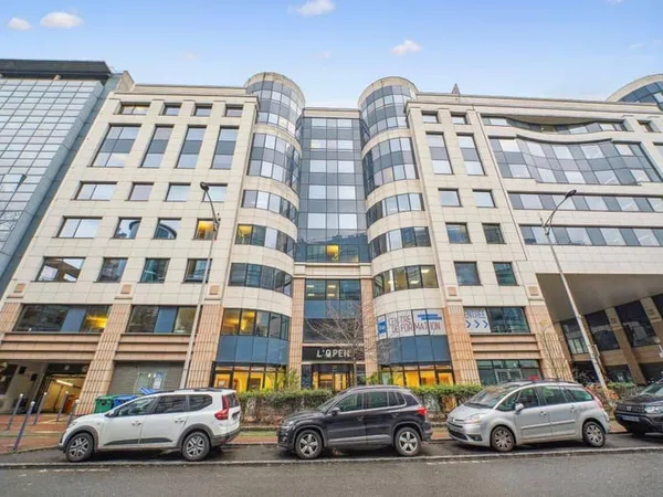 Bureaux 980 m²