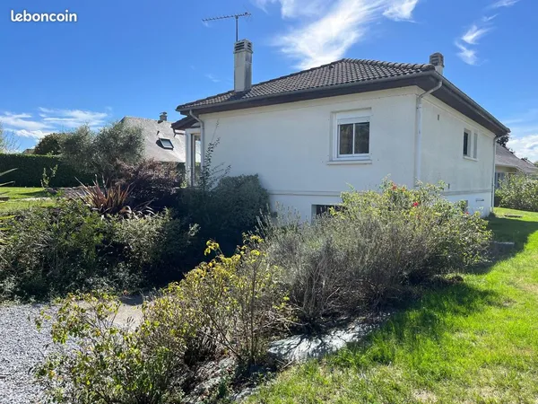 Maison Morlaas Proche Ecole et Commerces de proximité à pied
