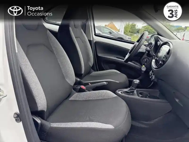 Toyota Aygo X 1.0 vvt-i 72ch dynamic — photo 6