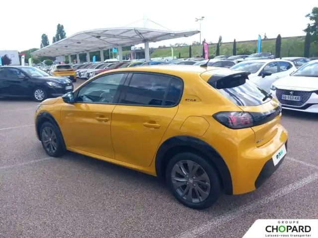 Peugeot 208 electrique 50 kwh 136ch — photo 31