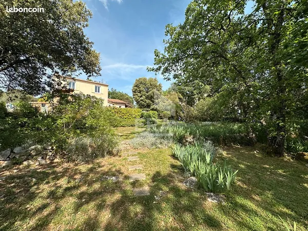 Maison 5 pièces 160 m²