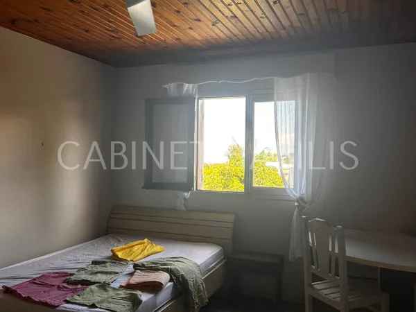 À LOUER - CHAMBRE MEUBLÉE DE 15,40 M2 ENVIRON - LE TAMPON -