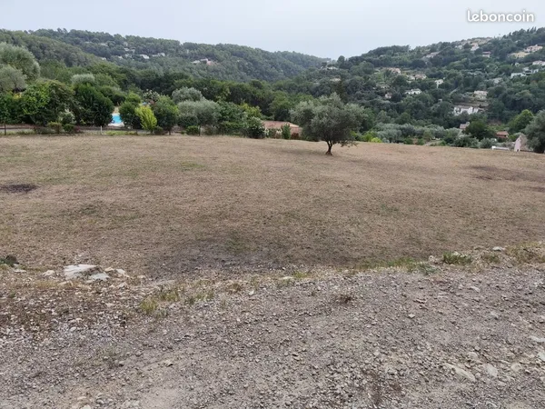 Loue terrain