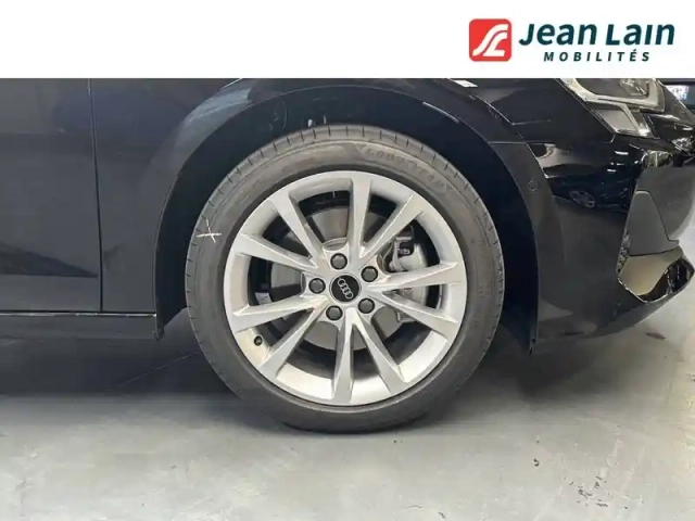 Audi A3 sportback tfsi e hybride rechargeable 204 s tronic 6 — photo 17