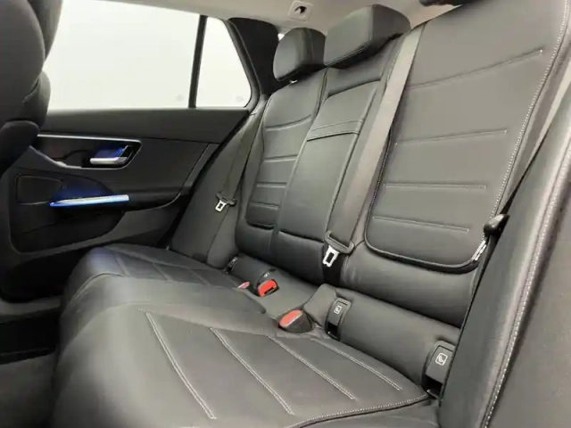 Mercedes Classe C break 200 9g-tronic 4matic — photo 16