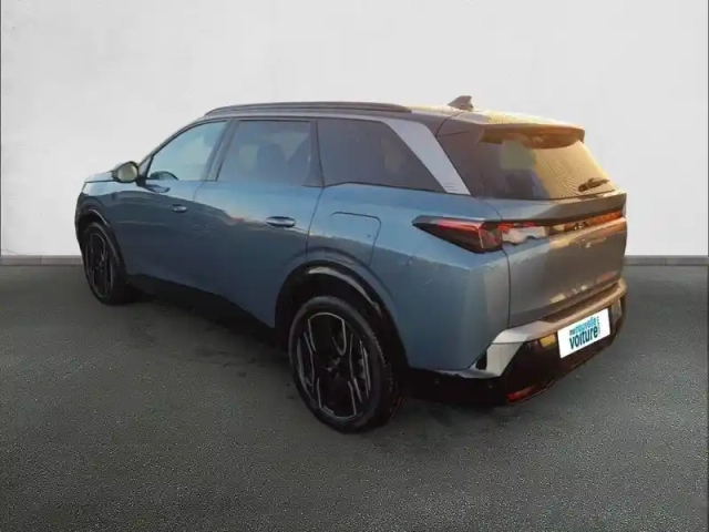 Peugeot 5008 electrique 73 kwh 210 ch — photo 30