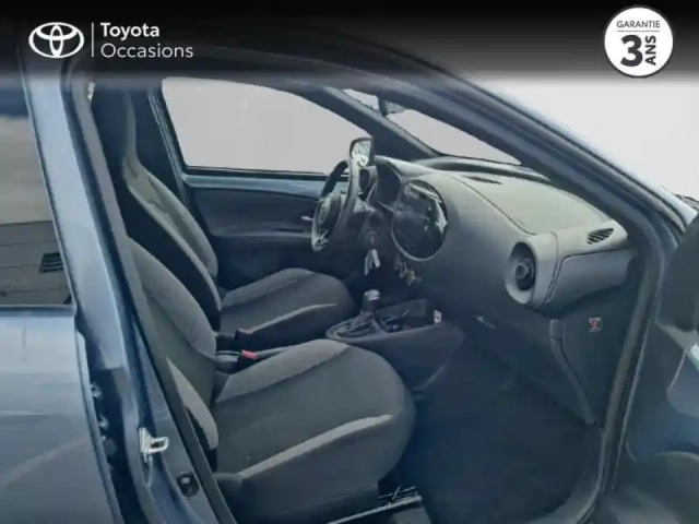 Toyota Aygo x 1.0 vvt-i 72ch dynamic s-cvt my24 — photo 6