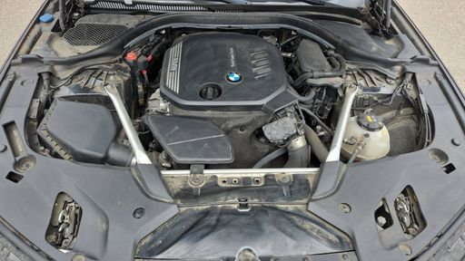 BMW Serie 5 518d 150 Steptronic 8 - Luxury – 2020 – 178967 km – Diesel – Boîte Automatique — photo 26
