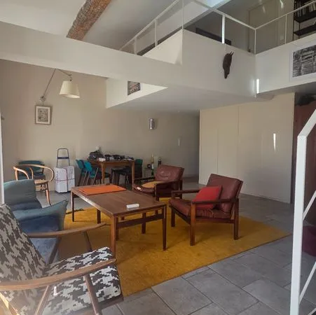 MAIRIE : TYPE 3 80 m2- TRAVERSANT - BALCON