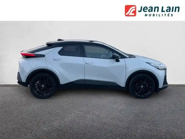 Toyota C-Hr hybride 200 — photo 42