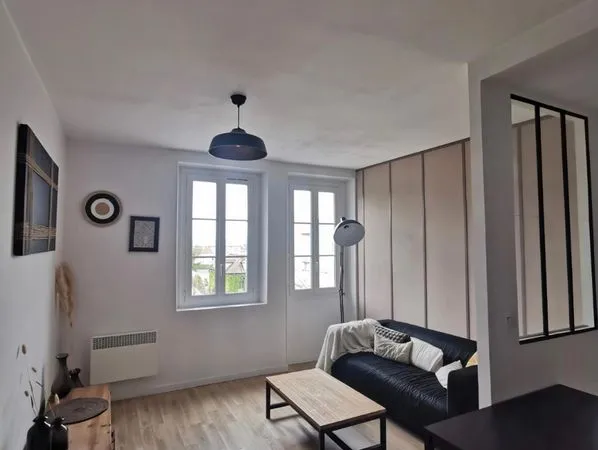 T3 rénové vendu loué - 55 m² - 995 /mois - 1 min RER D
