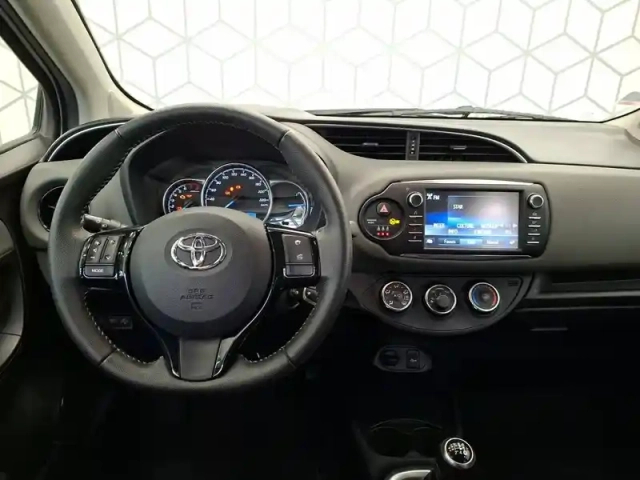 Toyota Yaris 70 vvt-i — photo 12