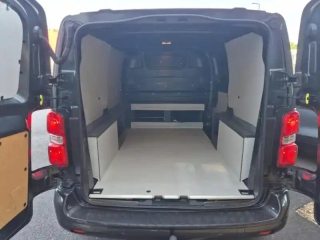 Citroën Jumpy fg m 2.0 bluehdi 180ch s&amp;s eat8 — photo 15