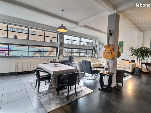 Loft/atelier/surface 2 pièces 97 m²