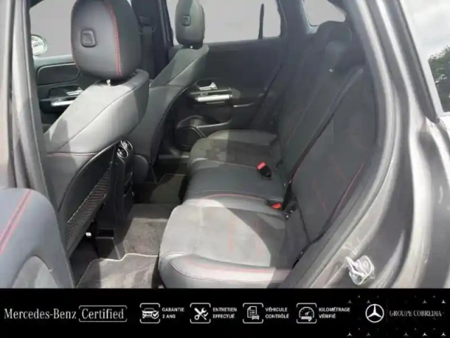 Mercedes Gla 200 d 150ch amg line 8g-dct — photo 11