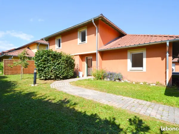 Maison mitoyenne T4 80 m²
