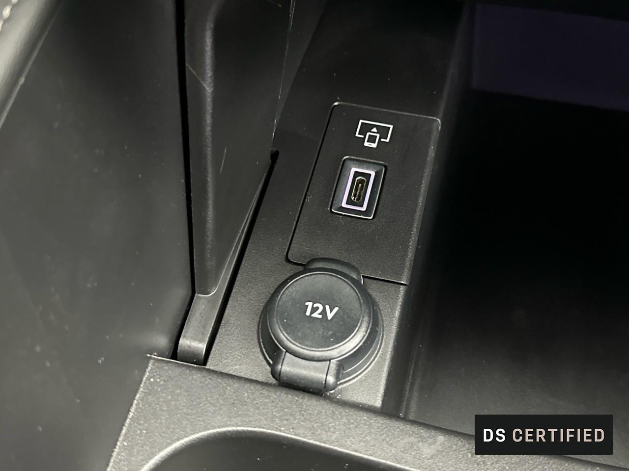 Ds Ds 4 hybride e-tense 225 eat8 rivoli — photo 34