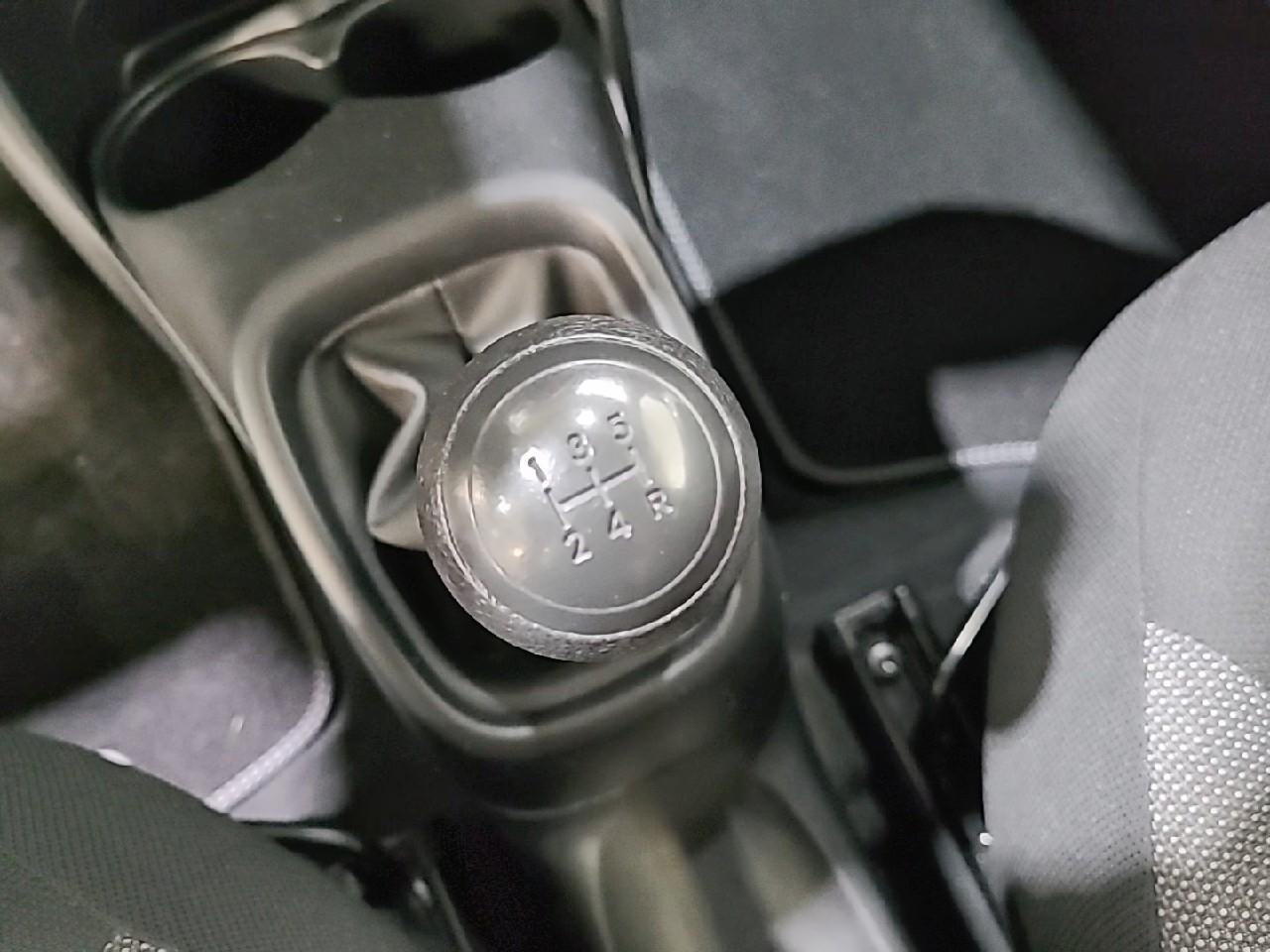 Peugeot 108 vti 72ch bvm5 access — photo 19