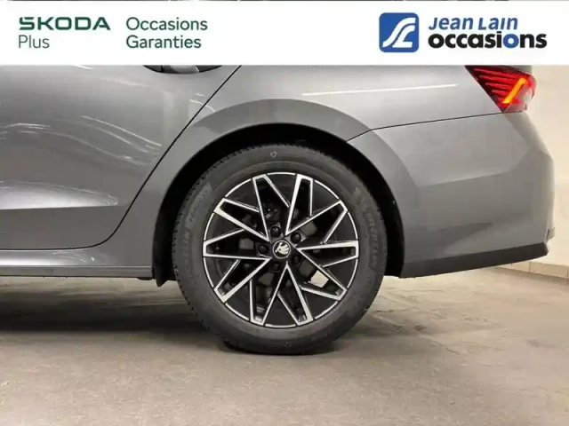 Skoda Octavia combi 2.0 tdi 150 ch scr dsg7 — photo 11