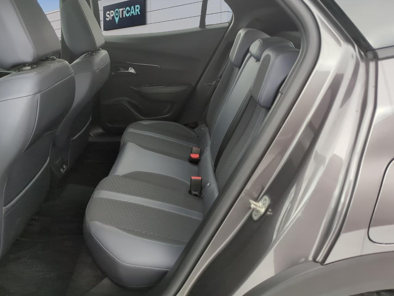 Peugeot 2008 puretech 130 s&s bvm6 allure — photo 10