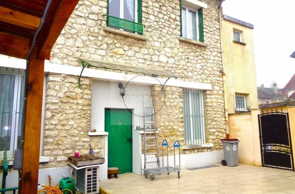 Photo 1