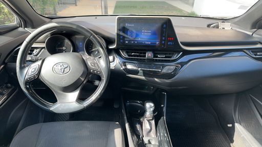 Toyota C-HR 1.8 VVT-i 122 Hybrid CVT - Dynamic – 2018 – 138107 km – Hybride essence – Boîte Automatique — photo 24