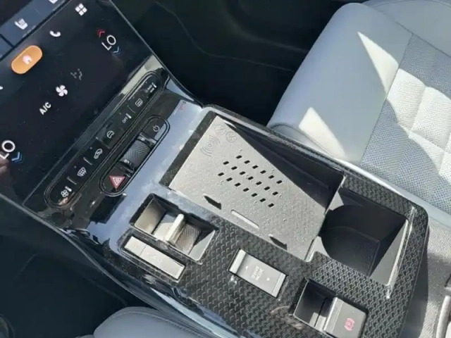 Citroën C5 Aircross electrique 210ch 78kwh autonomie confort max — photo 15