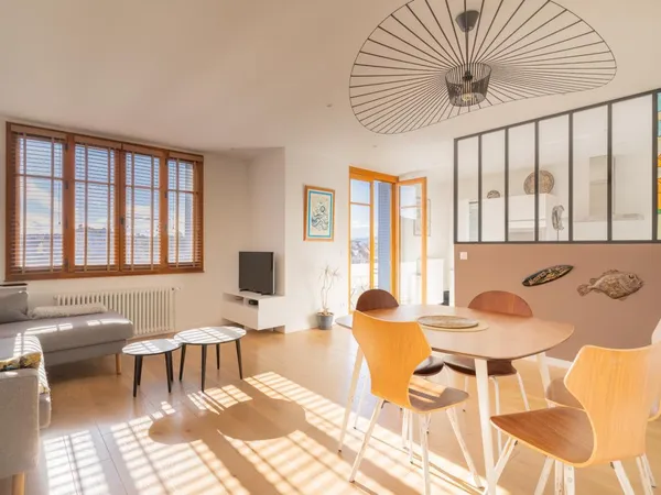 4P+C - 28 rue des soeurs blanches à ANNECY