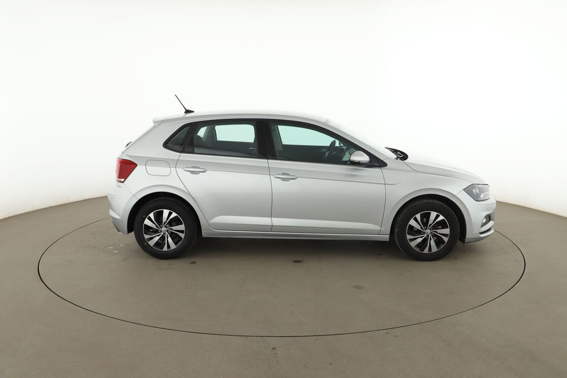 Volkswagen Polo 1.0 TSI Lounge Business DSG7 — photo 6