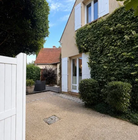 Maison contemporaine 7 pièces 160 m²