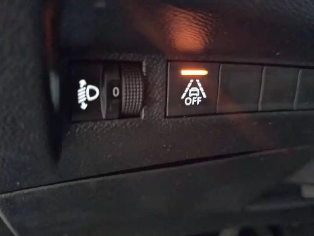 Peugeot 208 bluehdi 100 s&amp;s bvm6 — photo 30