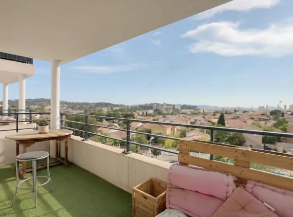Exclusivité Fond Pré | T3 loué avec terrasse, vue dégagée