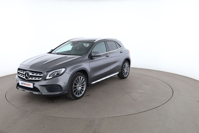 Mercedes-Benz GLA 200 Starlight Edition 7G-DCT