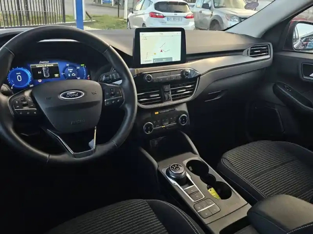 Ford Kuga 2.5 duratec 225 phev powershift — photo 3