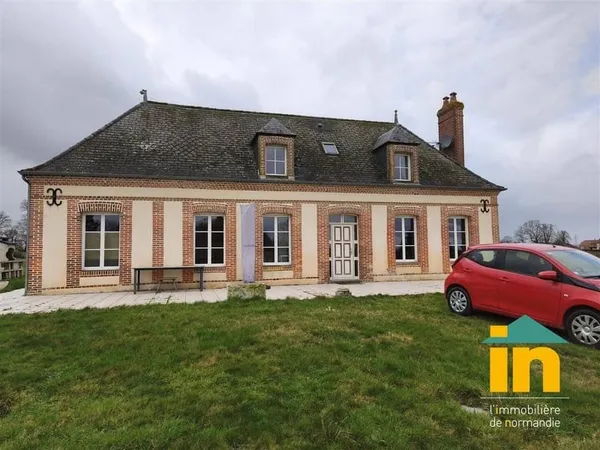 Maison 8 pièces 290 m²