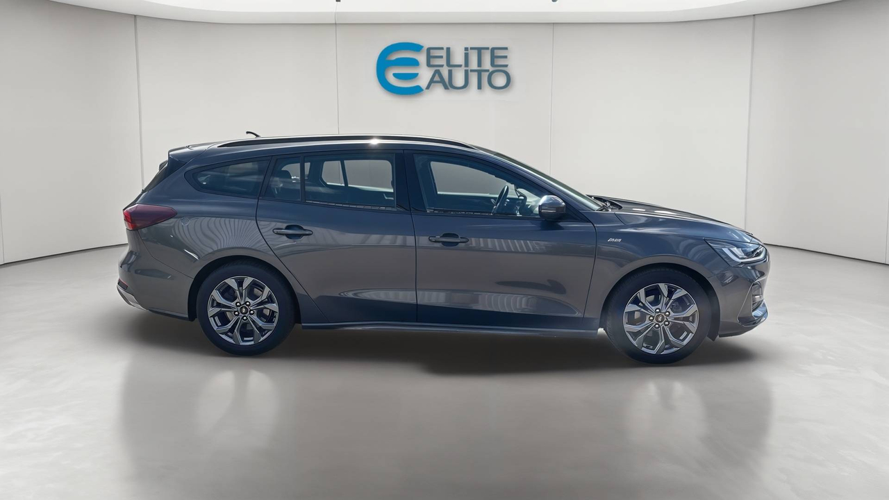 Ford Focus SW 1.0 EcoBoost 155 S&amp;S mHEV Powershift — photo 8