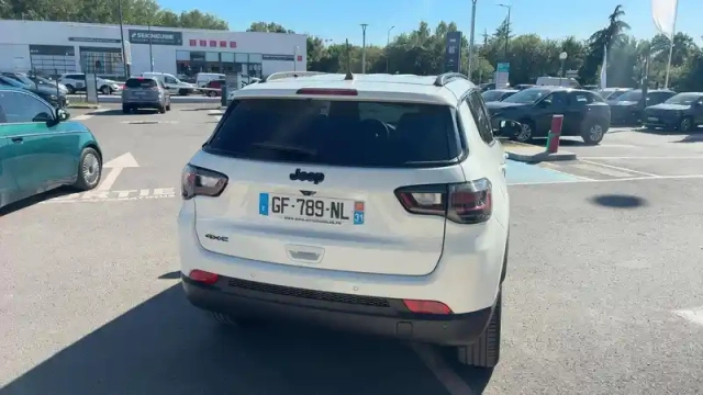 Jeep Compass 1.3 phev t4 190 ch 4xe eawd — photo 4