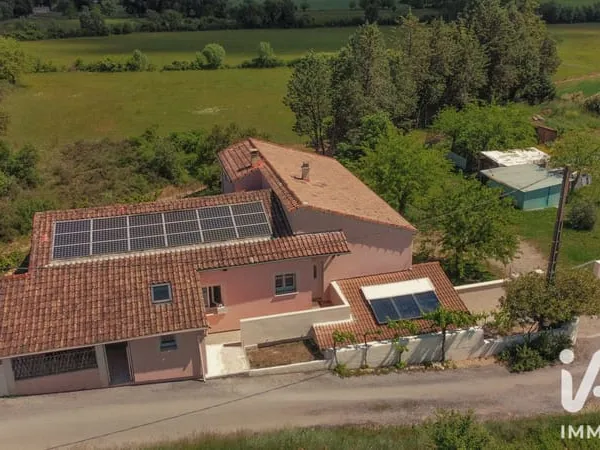 Maison 11 pièces 147 m²